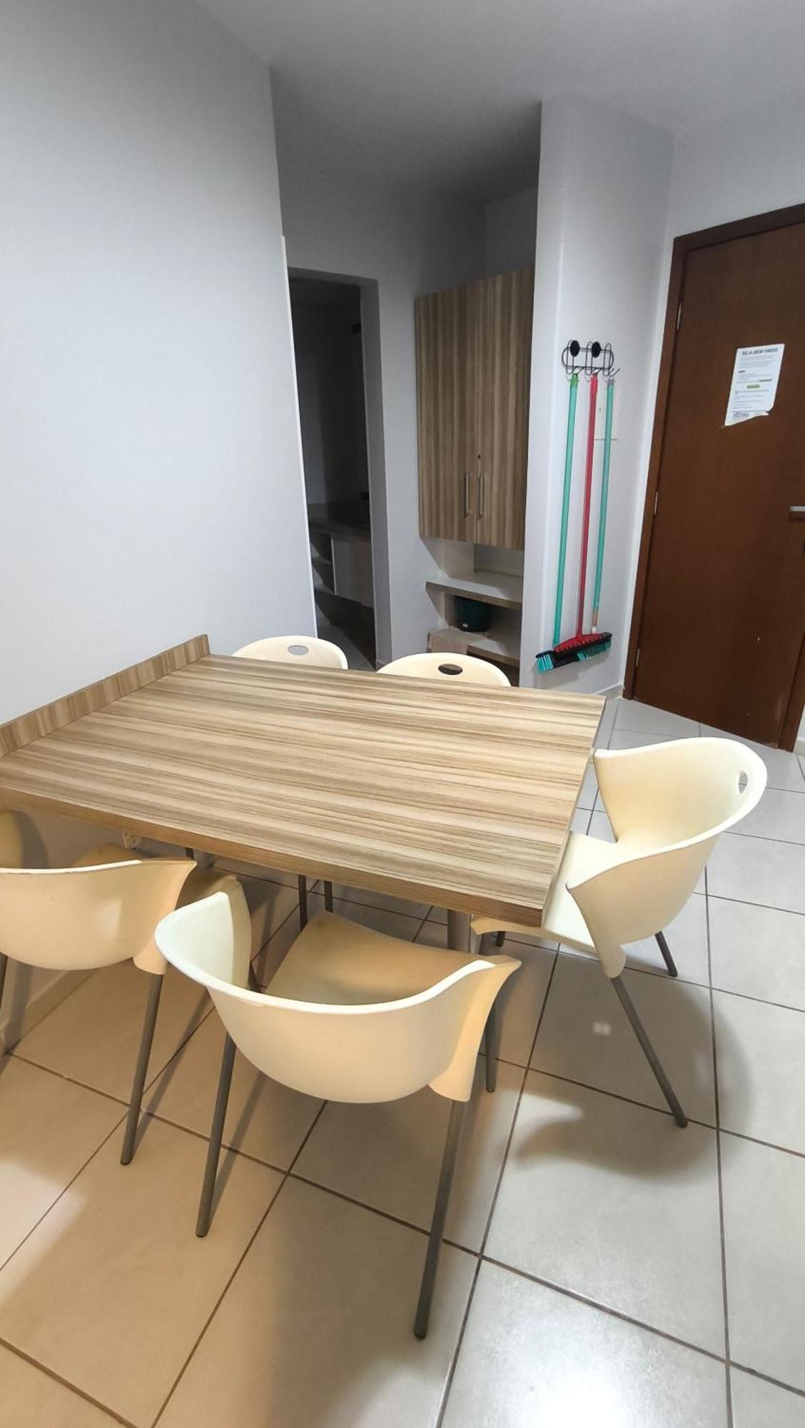 Apartamento Enseada Nautico *